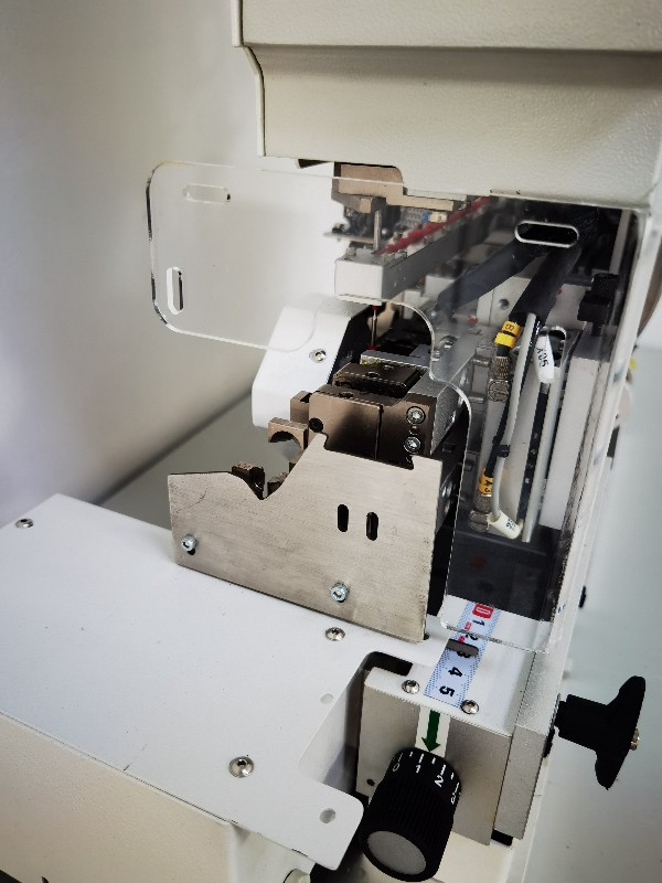 半自動穿水栓機(jī)RZT-03AZ 東莞瑞舟穿防水栓機(jī)